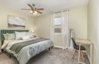 3 Miles from the ARK! 3 bedroom Home in Williamstown with Game Room! - 4성급