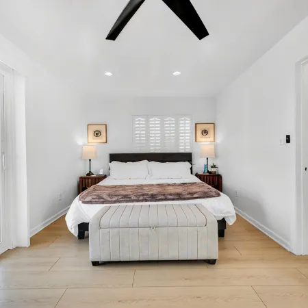 Luxury Villa in Belmont Shores 4 Bedrooms 3 Bath