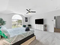 Pool retreat 5BA 2.5BA 4 King bed near lake Hoteles en Rowlett