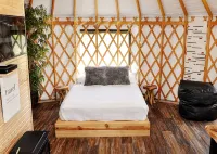 Luxury Yurt for Couples with Hot Tub on Deck