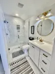Casita Retreat Apt: Full Kitchen, Sleeps 2, Near Sand Hollow, Zions, & St George - balcony