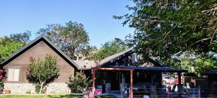 Large country home with 3 rooms and 3 baths Ξενοδοχεία στην πόλη Inyo County