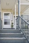 Cozy 3-bedroom Duplex2 in beautiful Springfield with WiFi, central AC - 3-Star