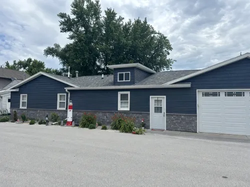 Fully Remodeled Riverfront home with private ramp and dock on Mississippi River - Homestays