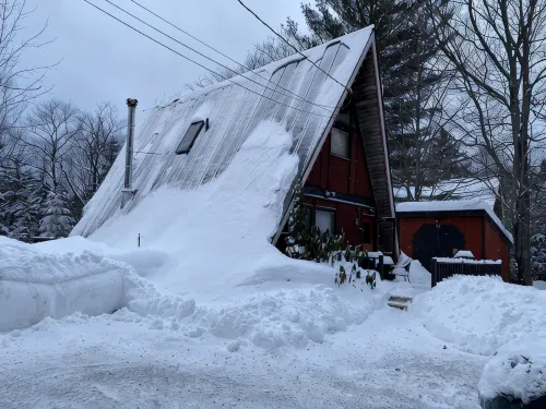 距離滑雪纜車1英裡帶室外按摩浴缸的高山木屋 - 木屋
