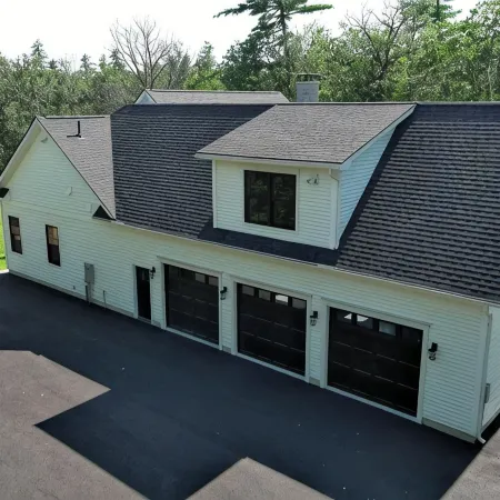 4 bed, 3.5 bath house with a 3 car garage, steam shower and fireplace! NO PETS!