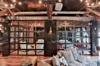 Bottled in Bond: Transportation Available/Center of Bourbon Trail/ Hgtv Location - Homestays