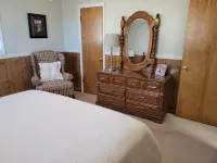 The Barge Inn has amazing views of beautiful Kentucky Lake. - Villas