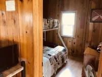 Lakefront Cottage 2 min to downtown - 3-Star