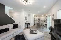 Modern 3Bdrm Home | Family-Friendly, Close to Zoo - 3-Star