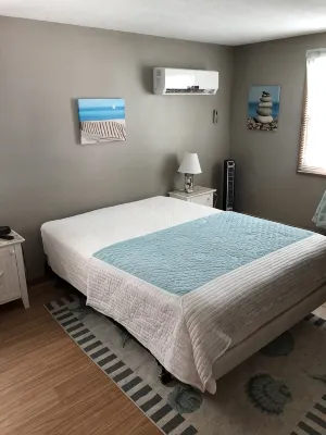 Year round beach house 5 minute walk to beach with all the comforts of home. - 2-Star