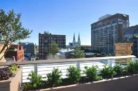 The Brigham 5 Star! Rooftop Terrace Historic Savannah Ultimate Lux Vacation!! - บังกะโล