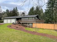 Evergreen Retreat - Large 6 Bedroom Home - 4 stjerner