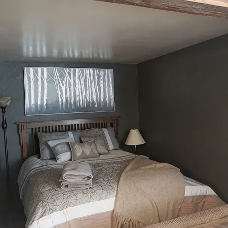 Studio getaway steps away from Big Sky Resort