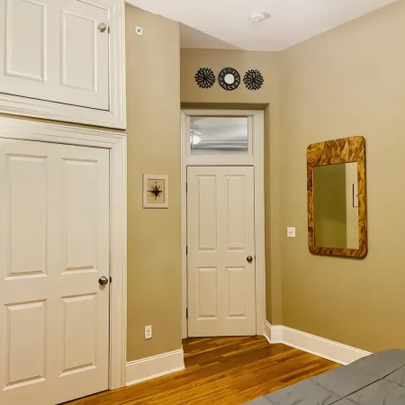 Conductor's Rest:  Beautiful 2 Bedroom Loft in Historic Cambridge, Maryland