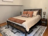 Red Stone Retreat-10 Min to Asheville, Game Room, Firepit, Quiet and Secluded - Alphydda