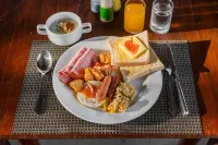 Kokotel Khao Lak Lighthouse - servizio colazione