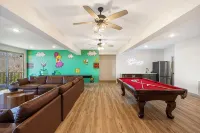 Panoramic Lake View W/ Indoor Pool, Hot tub, Gameroom & Firepit - Gym