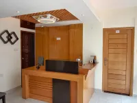 White Park Boutique Hotel - parcheggio