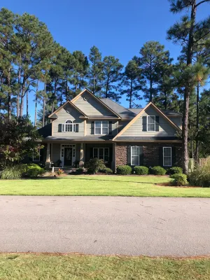 The Mulligan House in the heart of Pinehurst, NC. - Family
