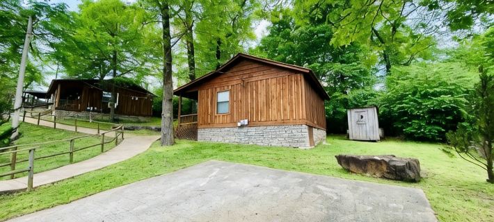Liberty Cabin Number 301 Hotels in Stone County