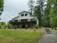 Pristine Riverfront Retreat in Wine Country with Fire Pit & Large Outdoor Space - 4-Star