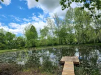New! Custom built private home on a pond, with large hottub. - 3-Star