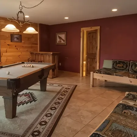 Stunning  Mountain Views From Cabin With Hot Tub & Covered Porch!