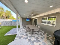 Spacious & Fun Family Gem / Pool, Beach, Blue Jays - Swimmingpools