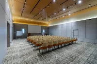 Renion Almaty Hotel - Business