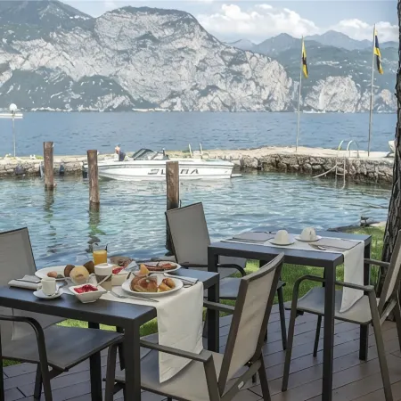 Hotel du Lac - Relax Attitude Hotel