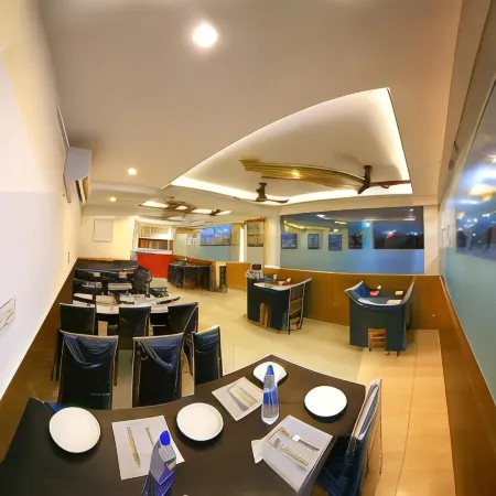 Gateway Airport Hotel