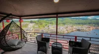 Chasa Rakthai Resort - parking