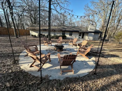 Cozy Cottage at Serenity Woods for up to 18 guests. Only 5 mins from the lake! - 3-Star