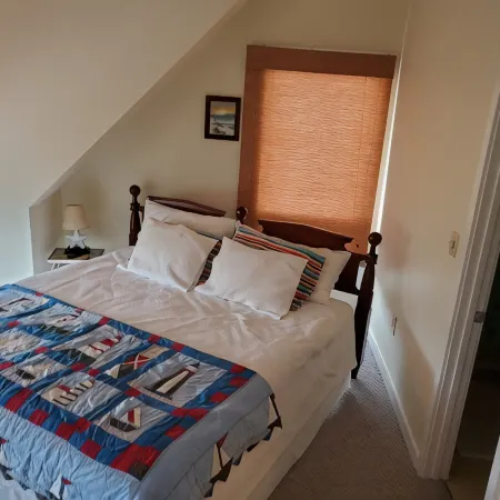 3 bedroom, 2.5 bath unit - Ocean, bay and pool all in a day!