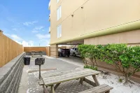 Beautiful Panoramic Beach Views @ Sea Dunes - Kitchens