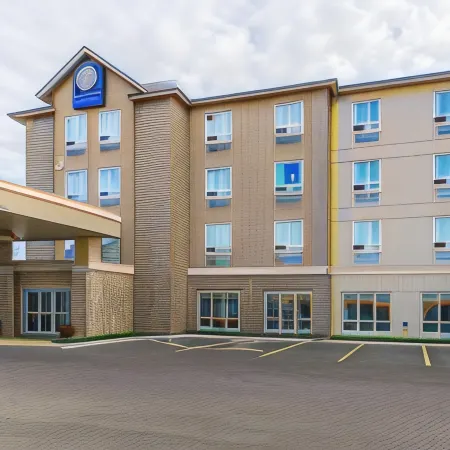 Comfort Inn & Suites Edmonton International Airport