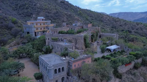 Fort Dadhikar, Alwar - Romantische