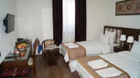 Shahristan Plaza Các khách sạn ở 