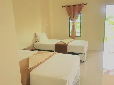 Sangtong Beach Resort Hoteles en Laem Sing