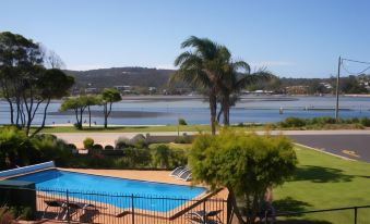 Lakeside Holiday Apartments Merimbula