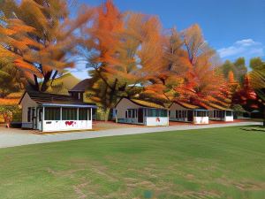 Carrollmotel and Cottages