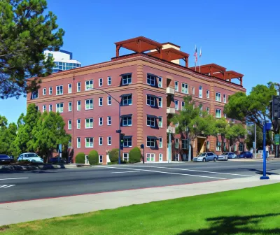 WorldMark San Diego - Balboa Park Отели рядом с достопримечательностью «Авиационный и космический музей»