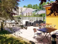 Ibis Budget Manosque Cadarache Hotels in Sainte-Tulle
