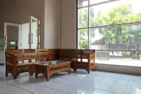 RedDoorz Syariah Near Balai Kota Probolinggo 2