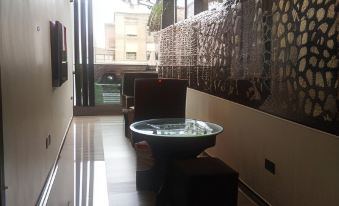 Ikad Hotel and Suite
