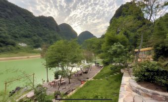 Thang Hen Lake - Tourist Village