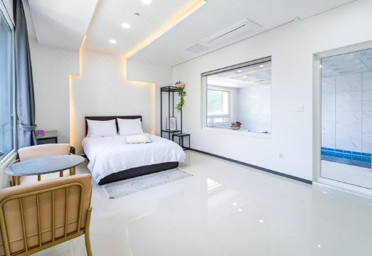 가평 블리스풀빌라 수영장