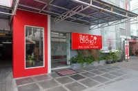 Red Orchid Hotel by Sajiwa