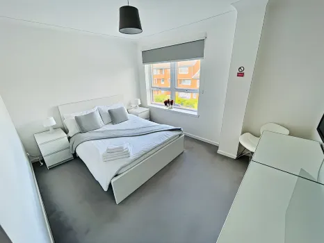 Modern 2 Bed Apartment Near City Centre Hotels in der Nähe von Hampden Park